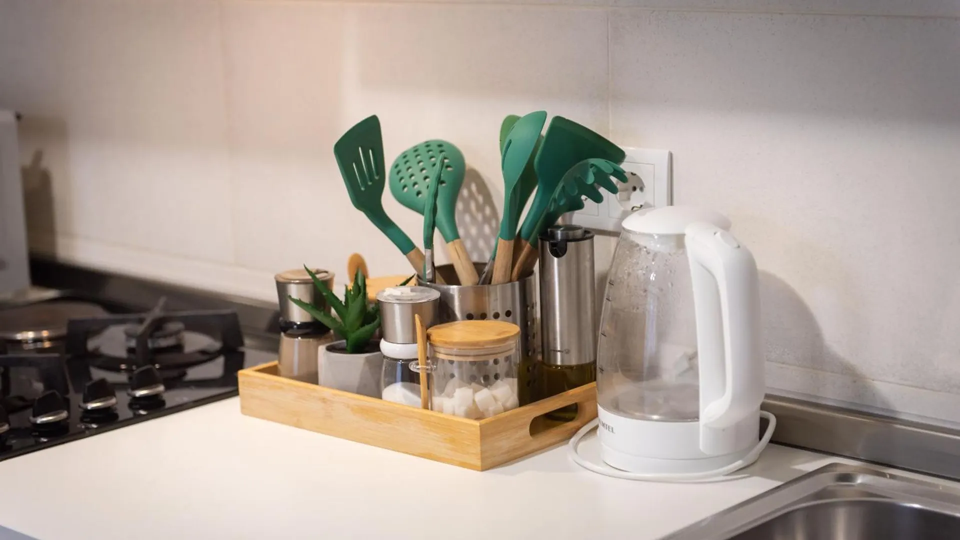 Gg Home - New, Cozy 2 Bedroom Apartment On 16Th Floor Τυφλίδα